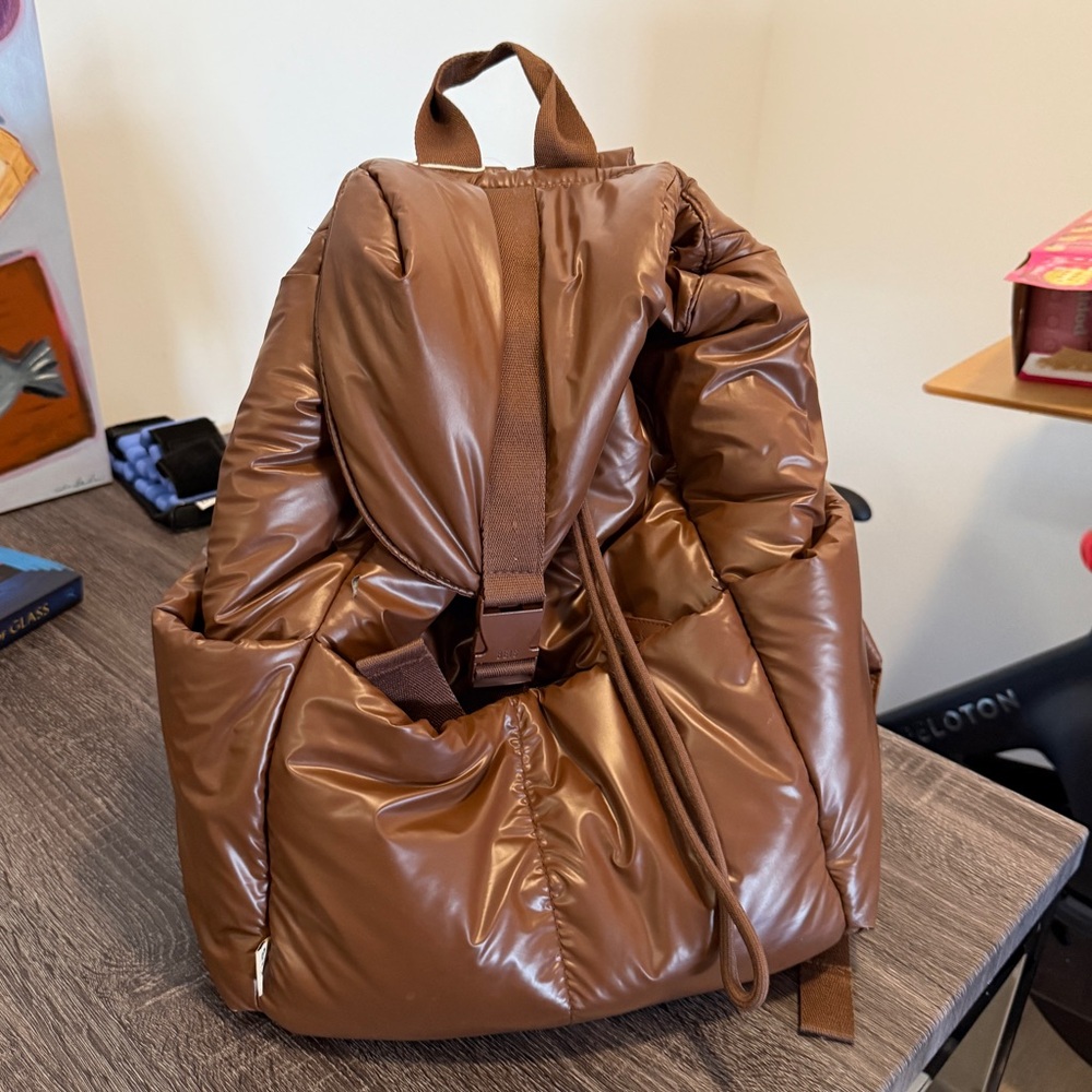 BEIS Air Brown Puffer Backpack - Picture 1 of 5